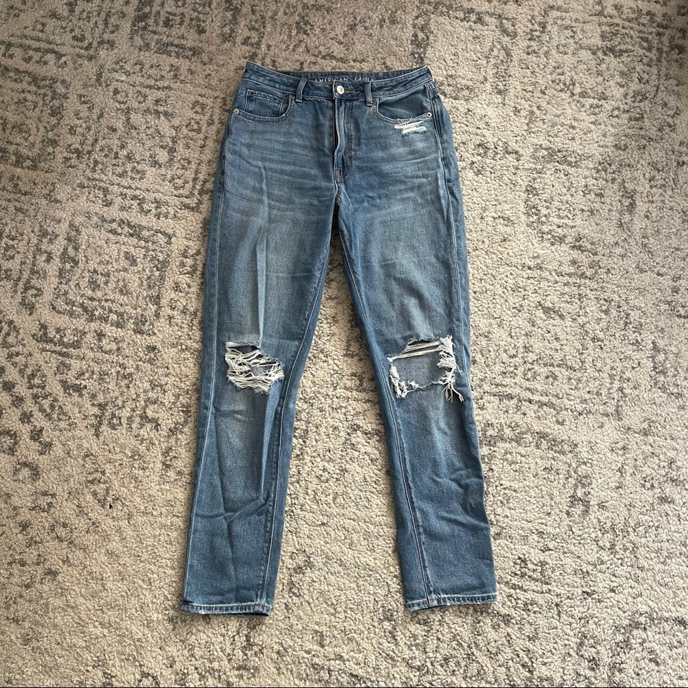 American Eagle Mom jeans